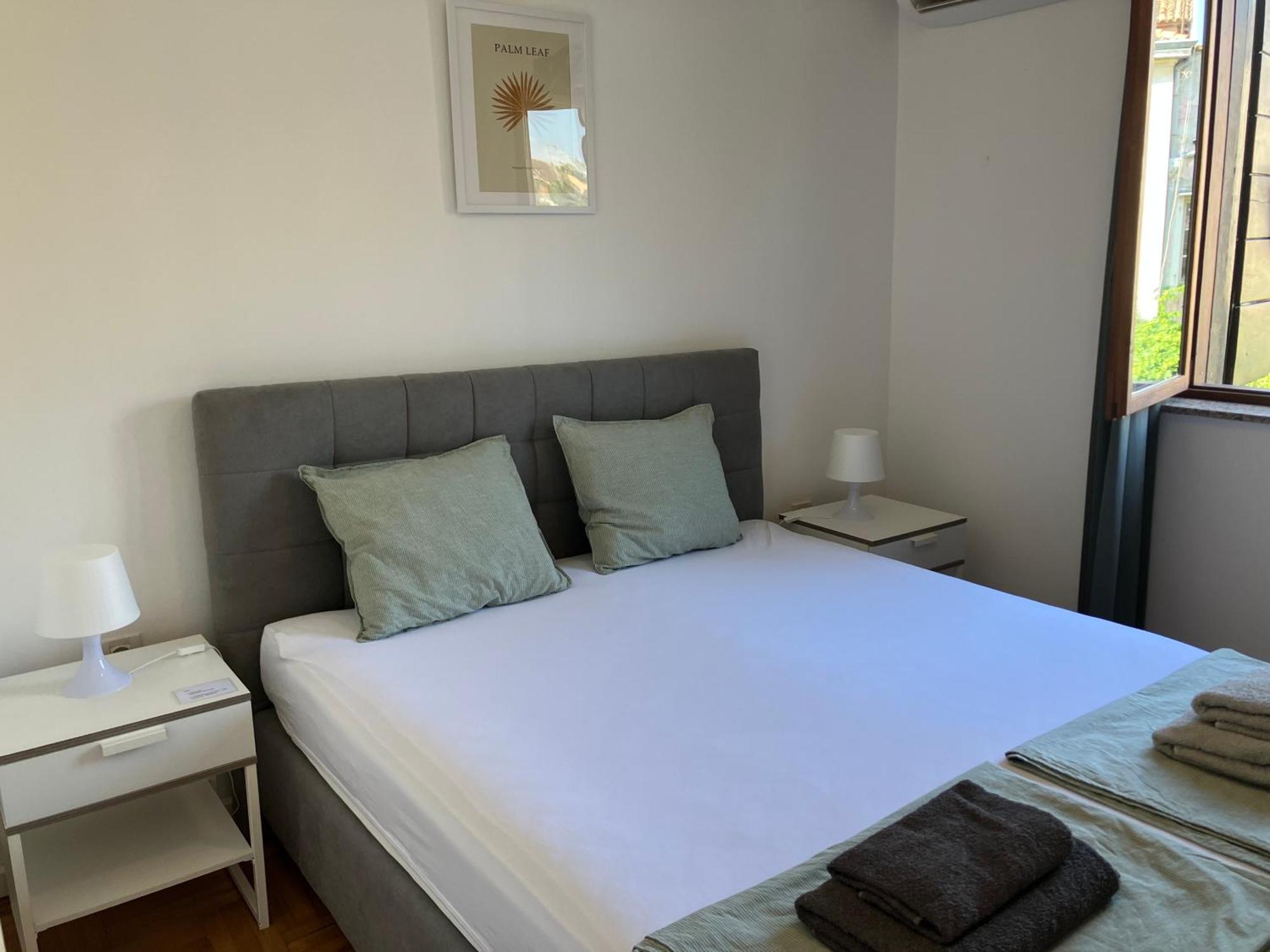 Guest House Marta Ровинь Экстерьер фото